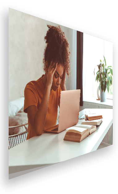 Riesgos relacionados con los empleados y problemas con las políticas